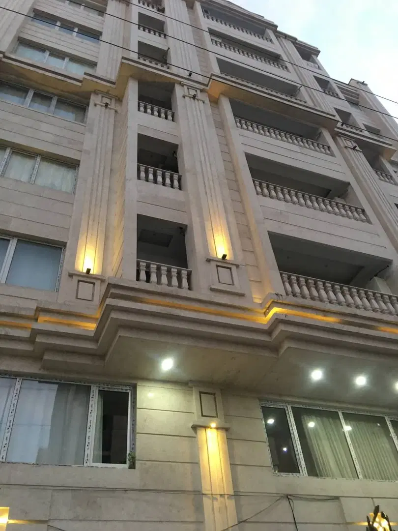 ۹۰متری دو خواب فول نوسازی شده