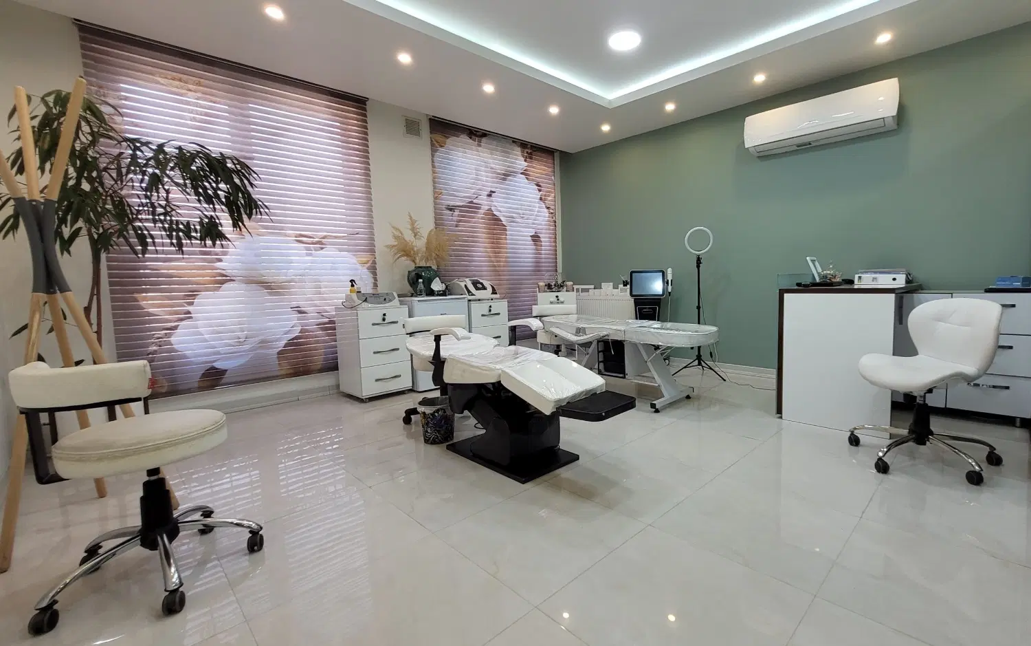 اجاره اتاق و تخت در کلینیک زیبایی