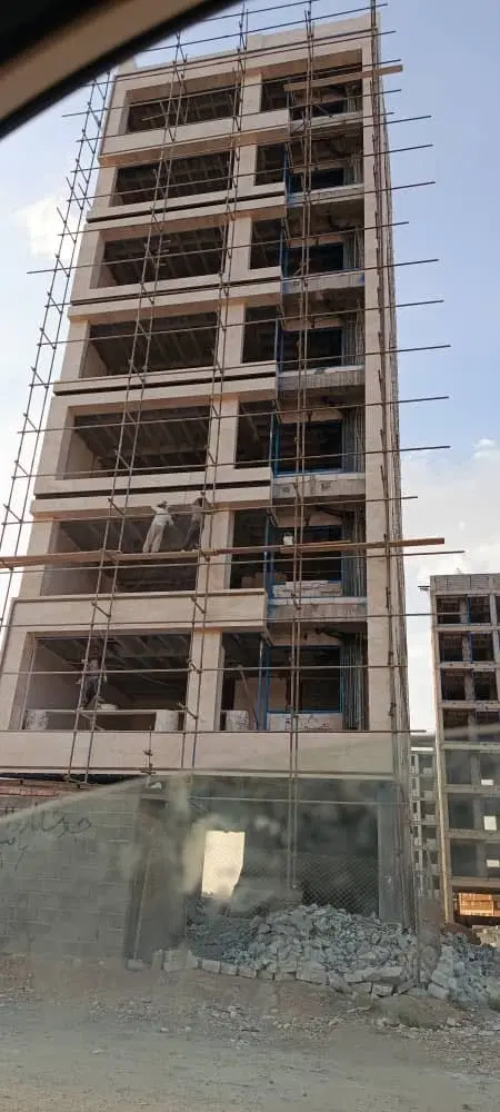 فروش یک واحد مشارکت در ساخت ۸۰٪ پیشرفت بانک صادرات