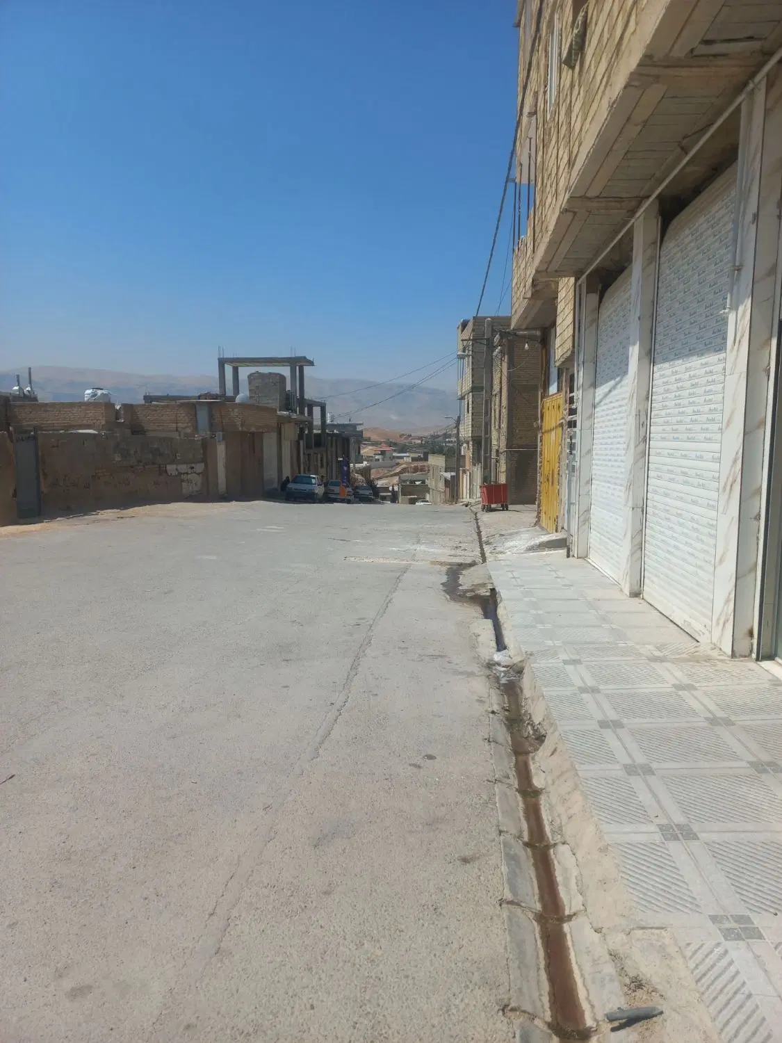 فروش۳ دهنه مغازه درسلطان اباد