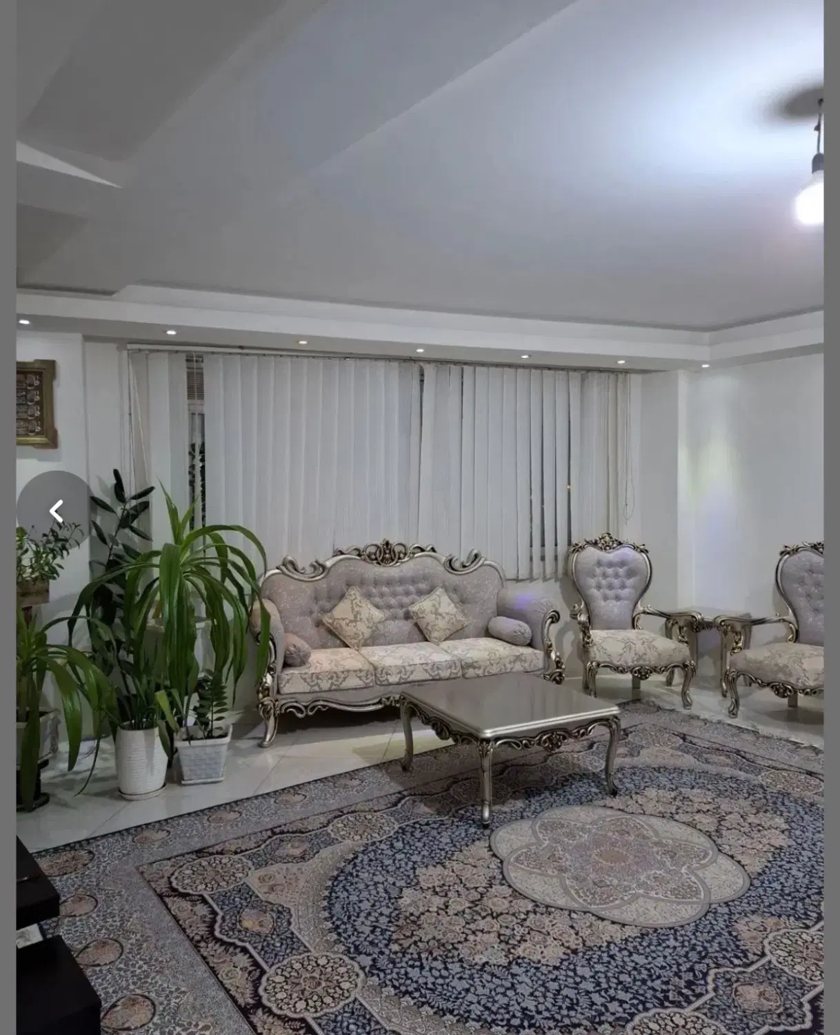 ویلایی۲۰۰متری پاسارگاد غربی