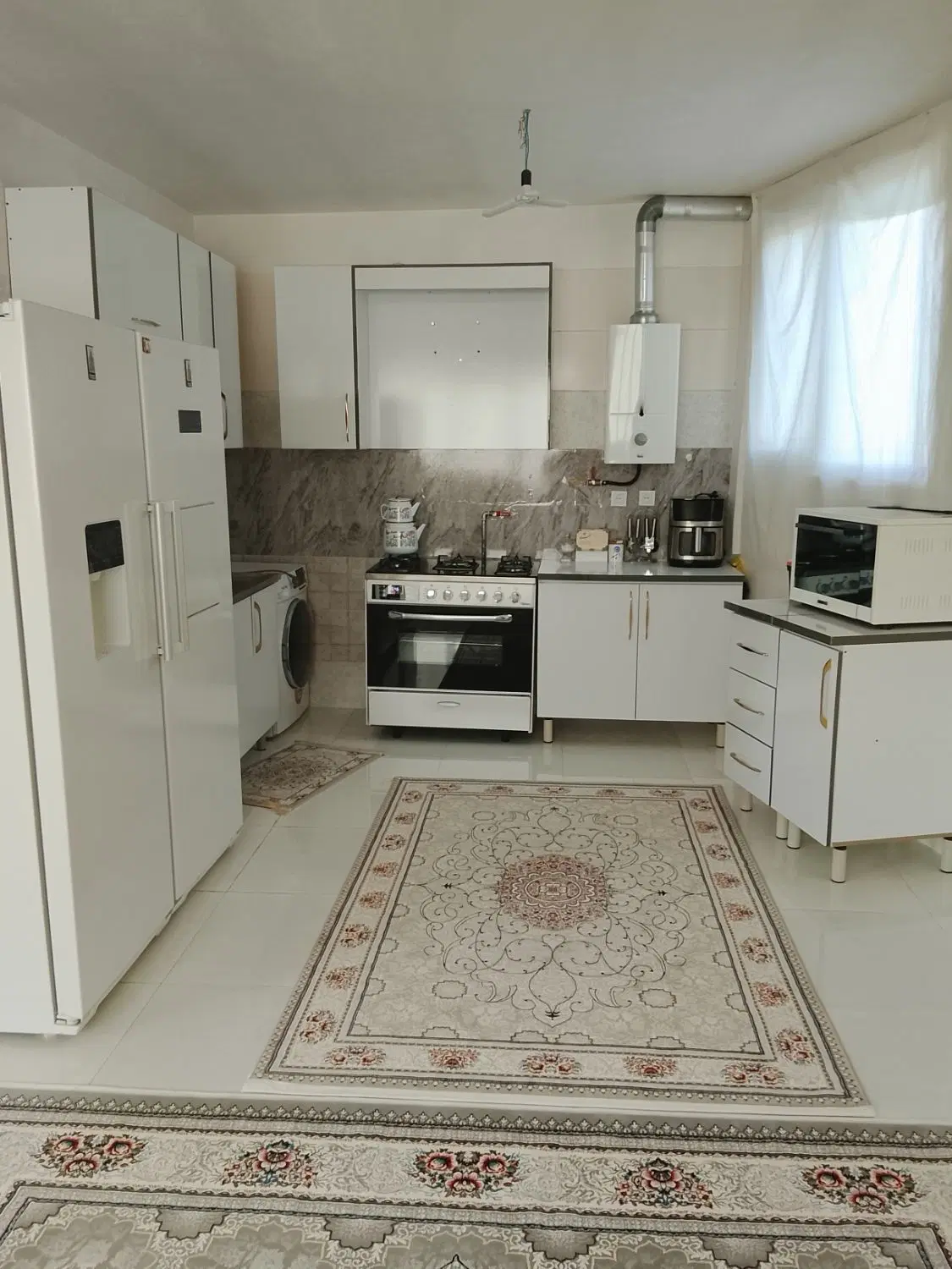 آپارتمان ۸۰ متری طبقه دوم حیاط دار