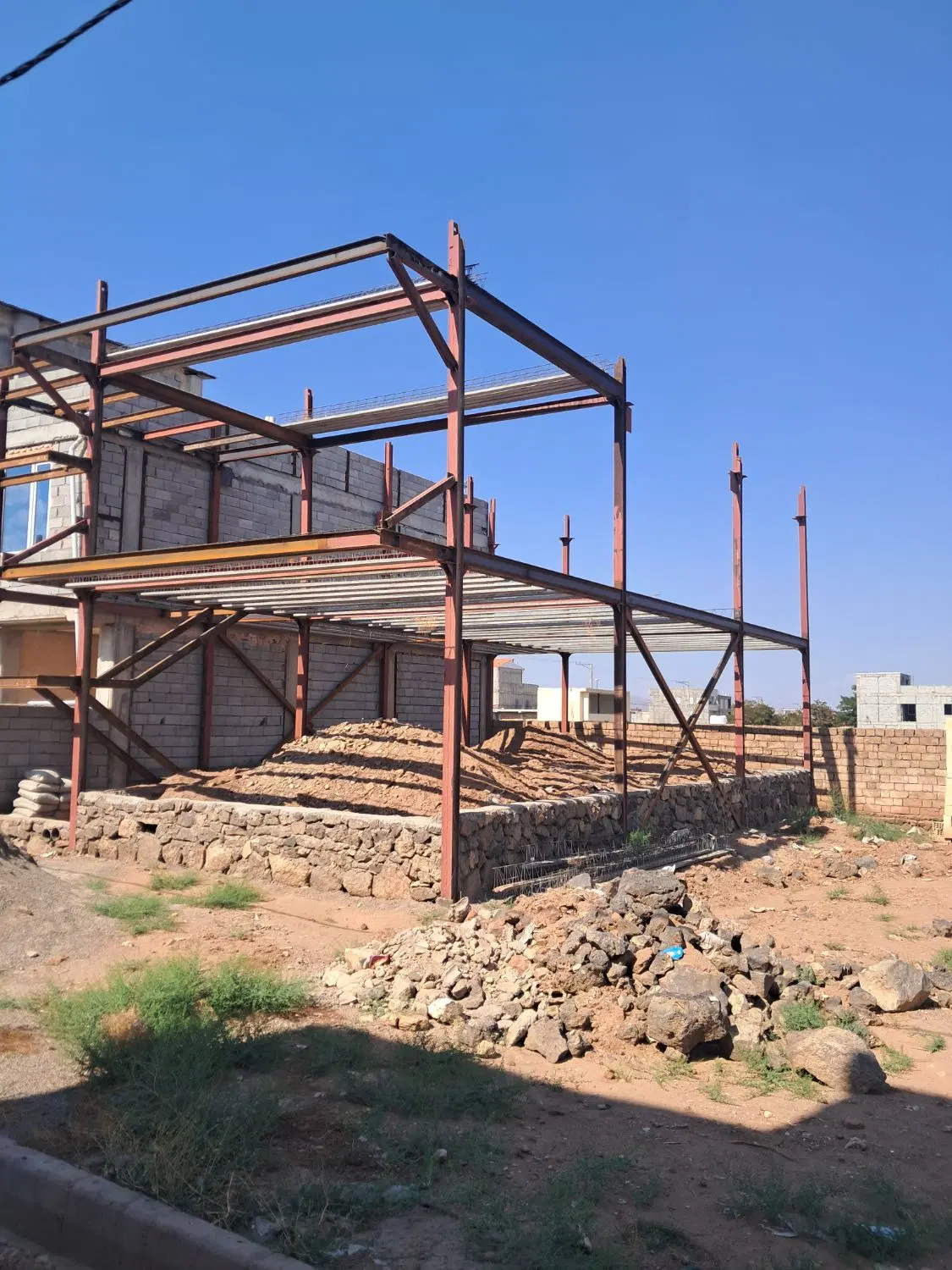 فروش ساختمان نیمه کاره