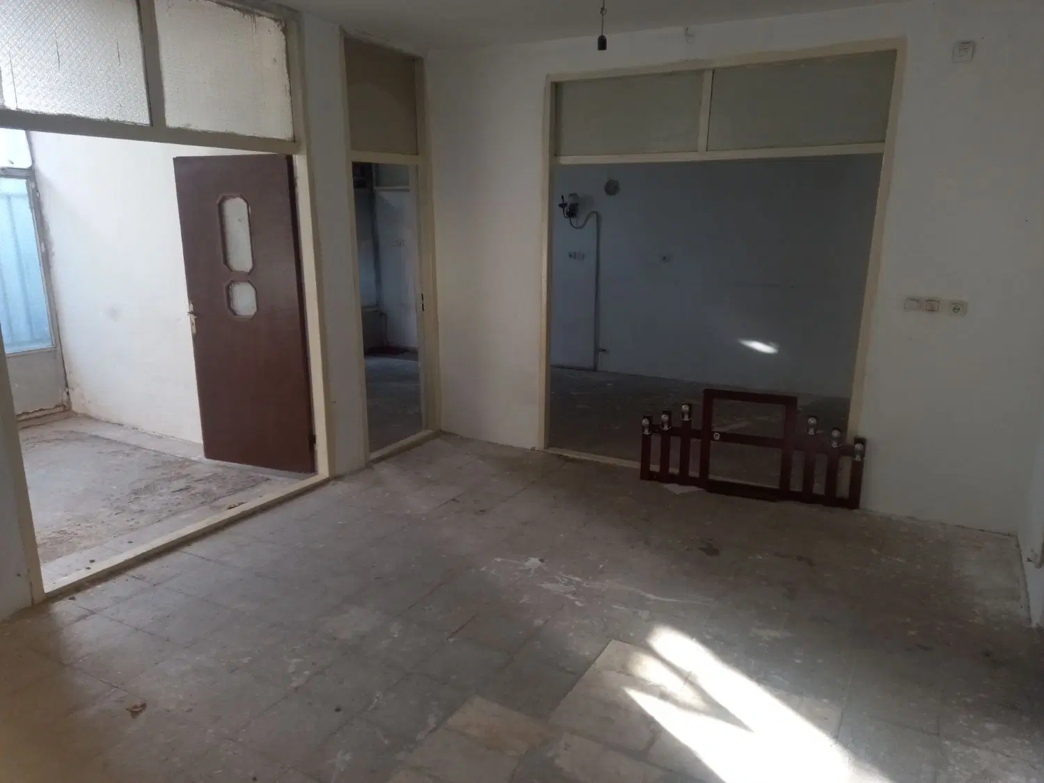 خانه ای در نزدیکی بیمارستان مفتح