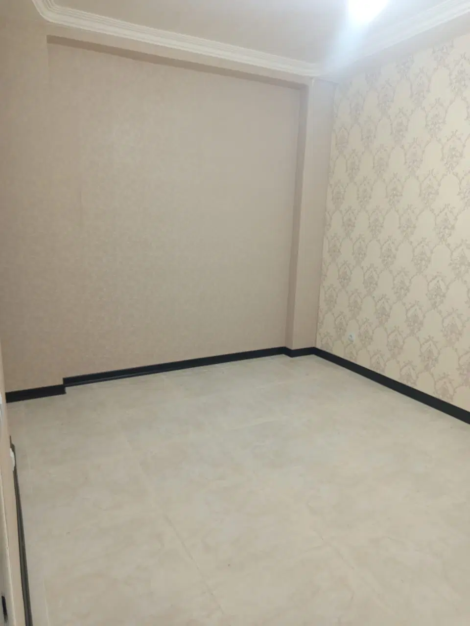 ۲۰۰متر زیر زمین راسته خیابان البرز