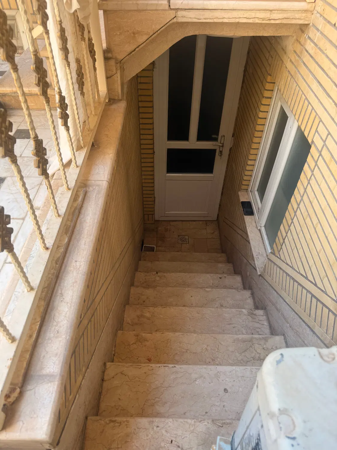 زیرزمین۴۰متری،باجک یک