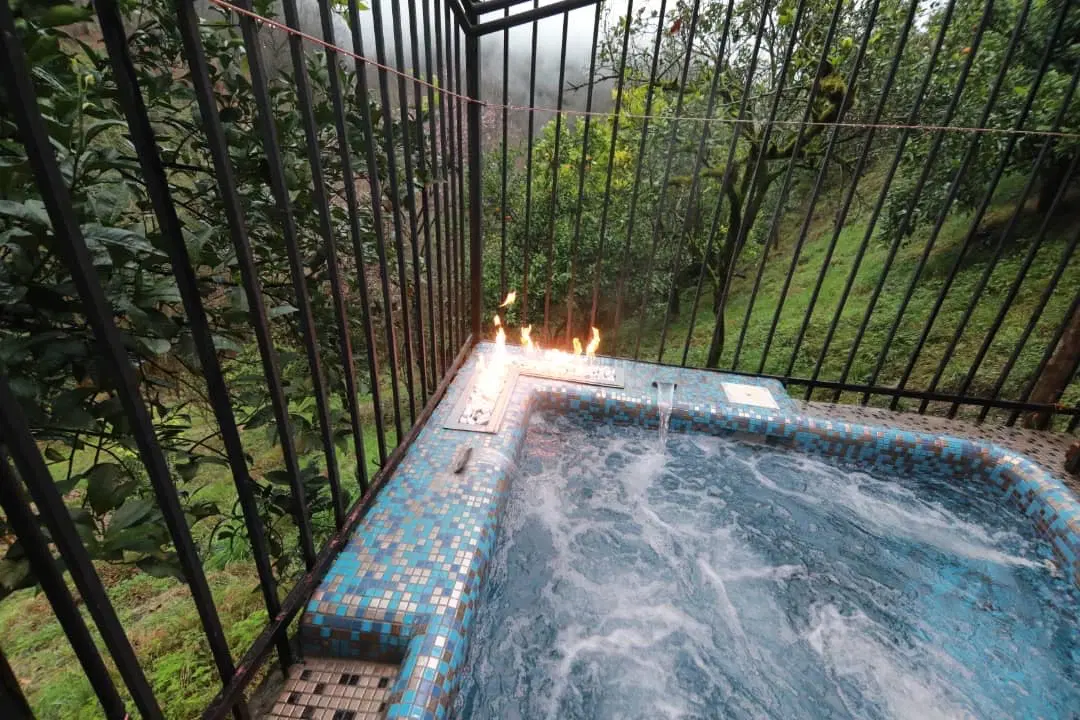 اجاره شبانه کلبه جنگلی