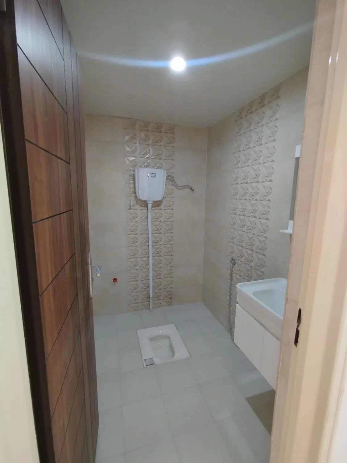 رهن کاملm5گلشهر۱۰۰متر دوخواب