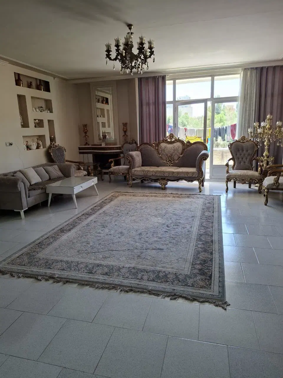 ۱۱۵ متری دشتستان ،پروین ،تاپ لوکیشن