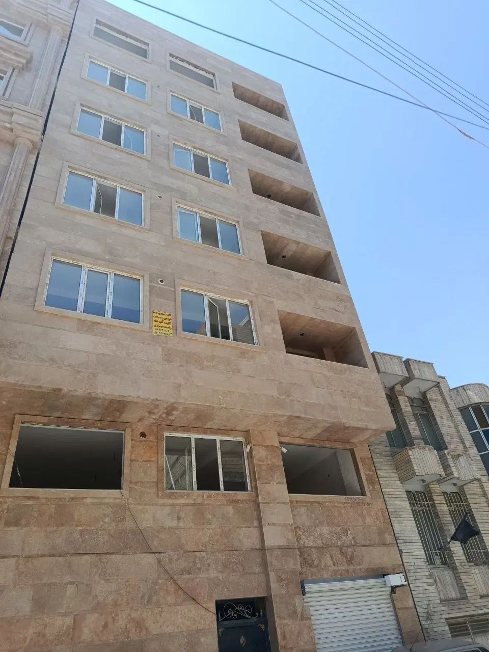 تک واحدی ۱۶۰ متری ۳ خوابه جنوبی فرهنگیان فاز یک