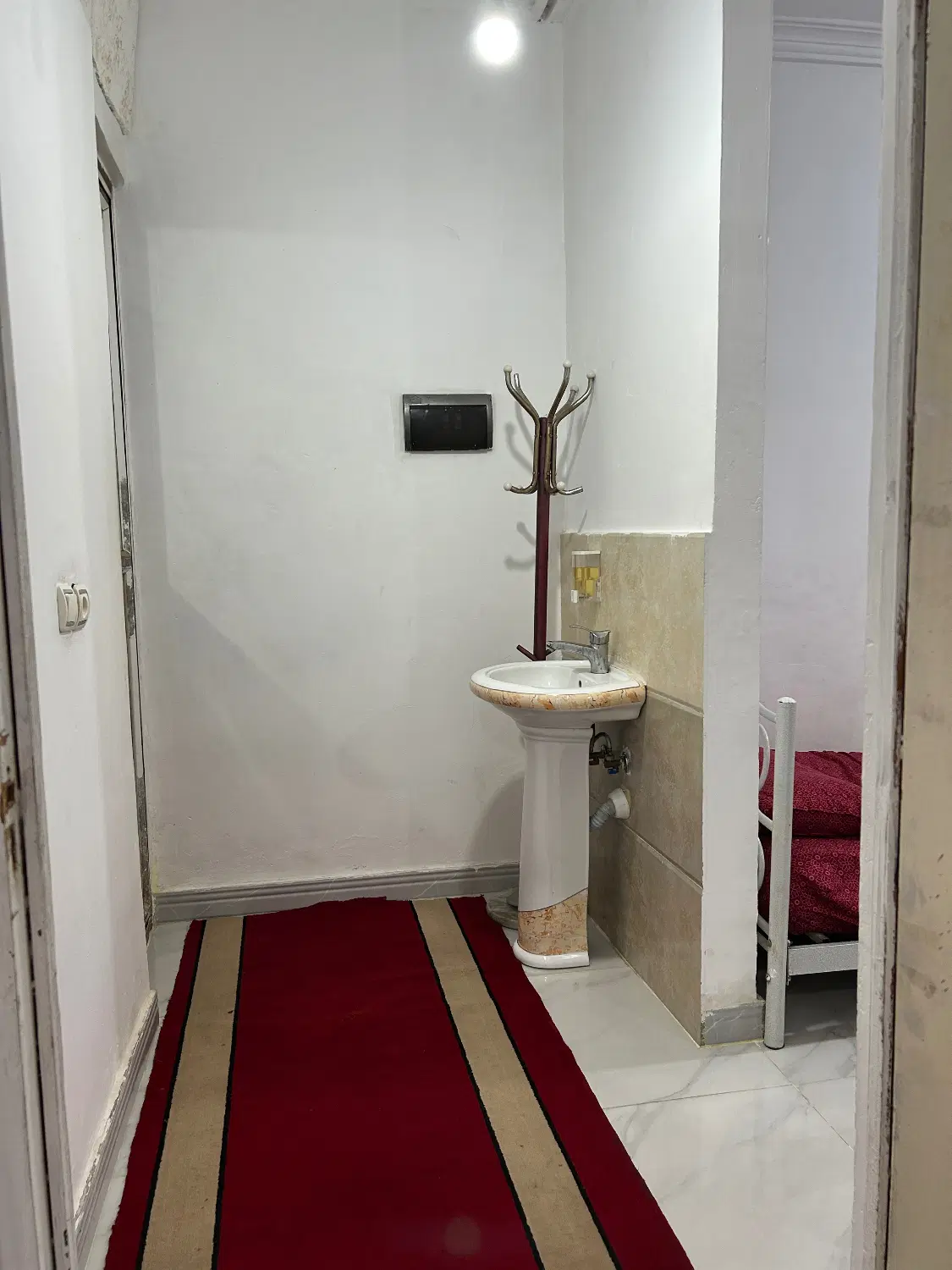 اقامتگاه گل سرخ