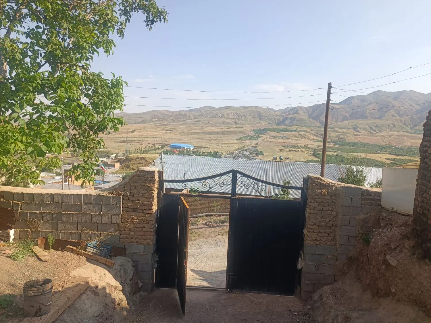 باغ دریان(حیاط مسکونی باتمام انشعابات