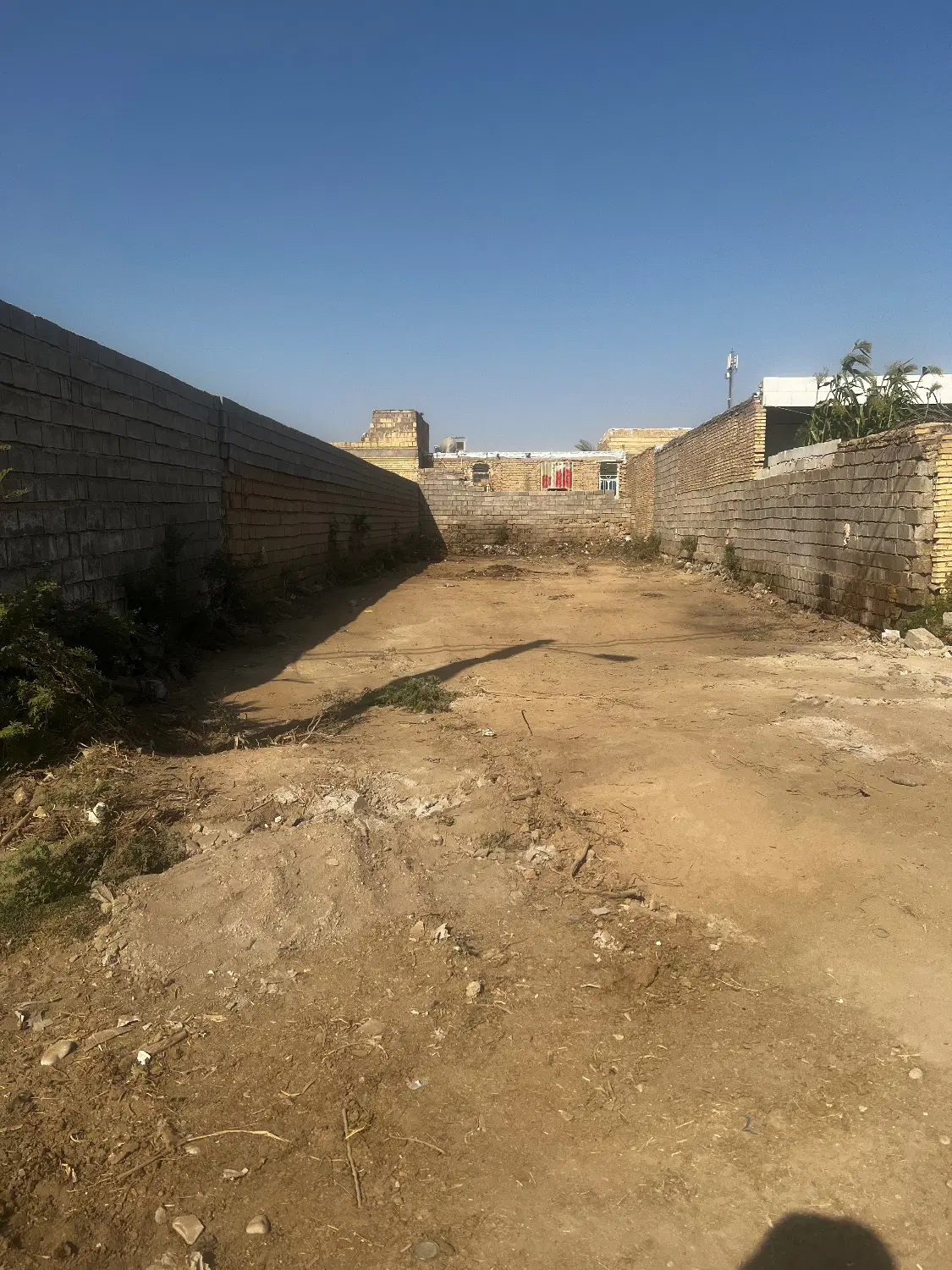 زمین مسکونی