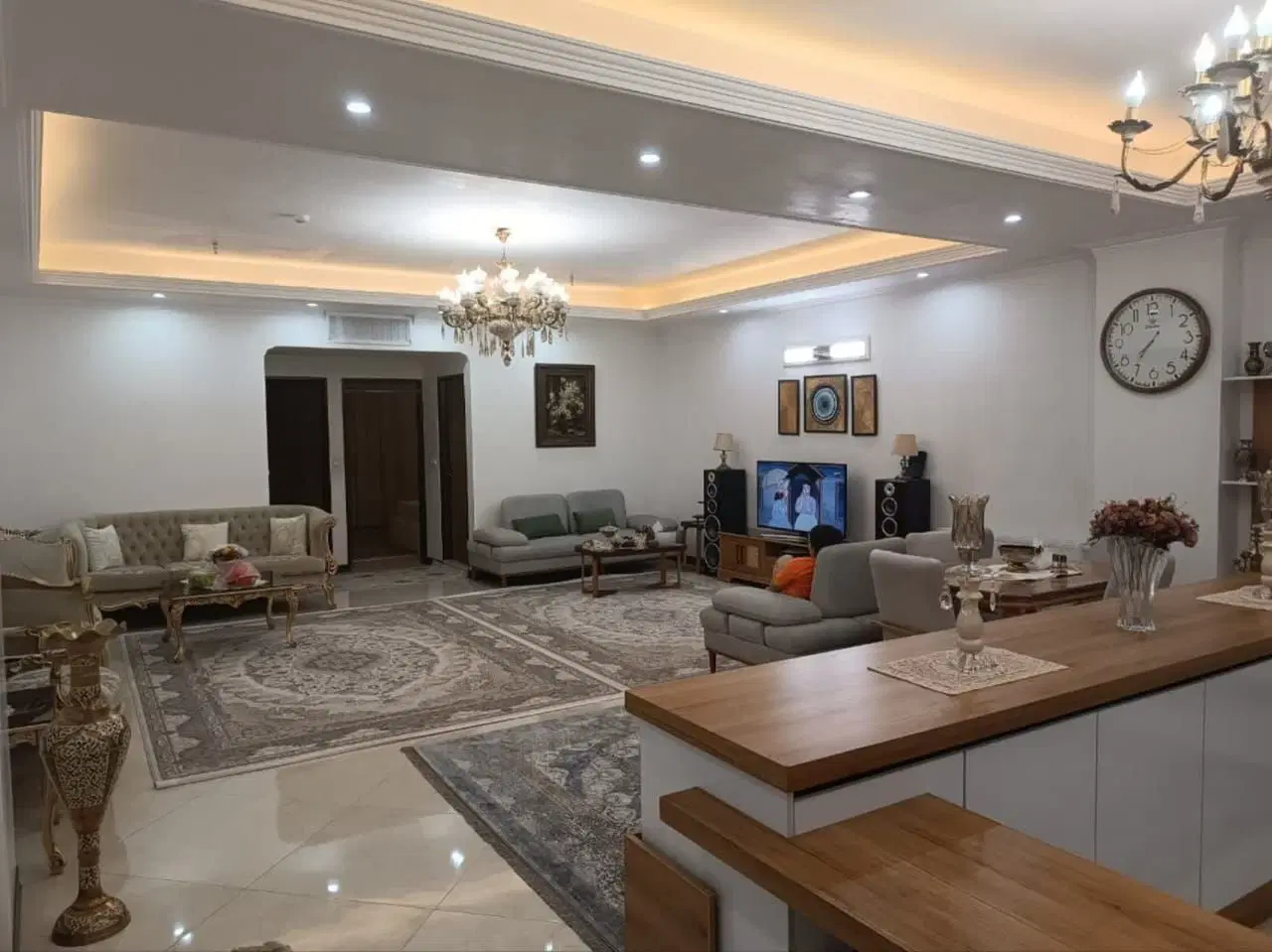 یک اپارتمان ۱۲۲ متری