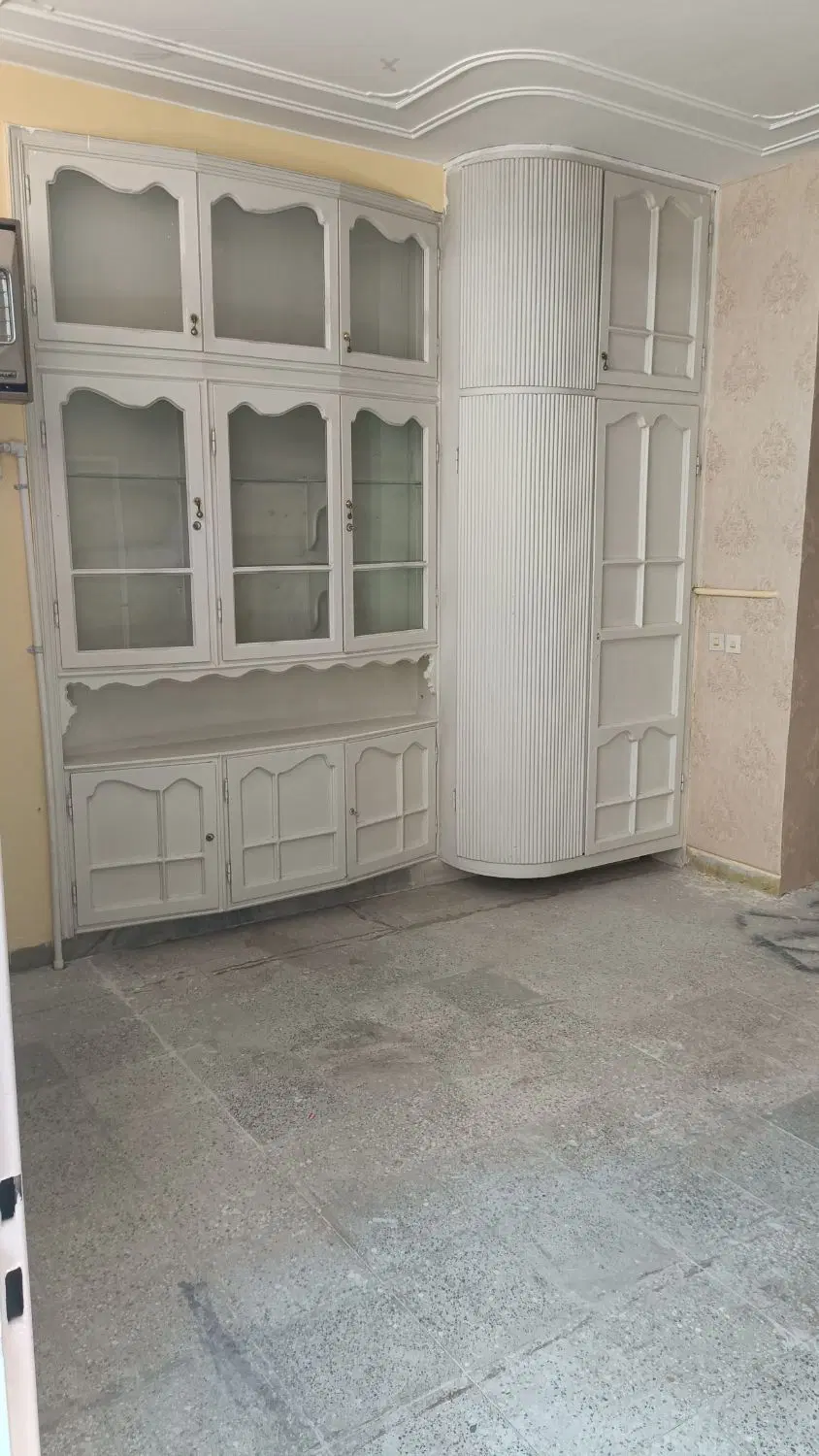 اجاره سوییت۶۰متری دربستی لوکیشن عالی