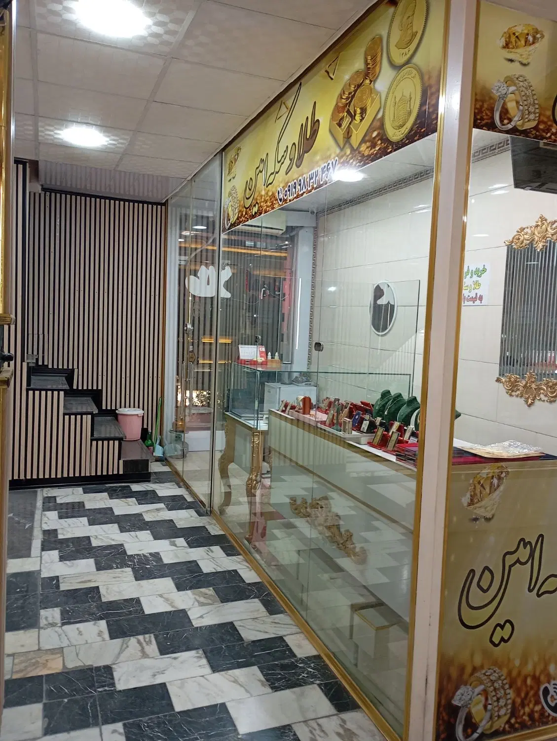۹متر مغازه باغ فیض( پاساژ مرکزی)