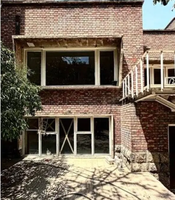 دوطبقه قدیمی احمداباد م.ی.خ.ام