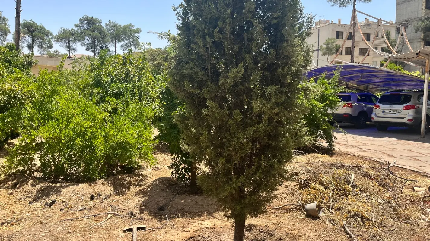 ۲خواب نقلی در مجموعه کم واحد واقع در باغ ۴۰۰۰متری