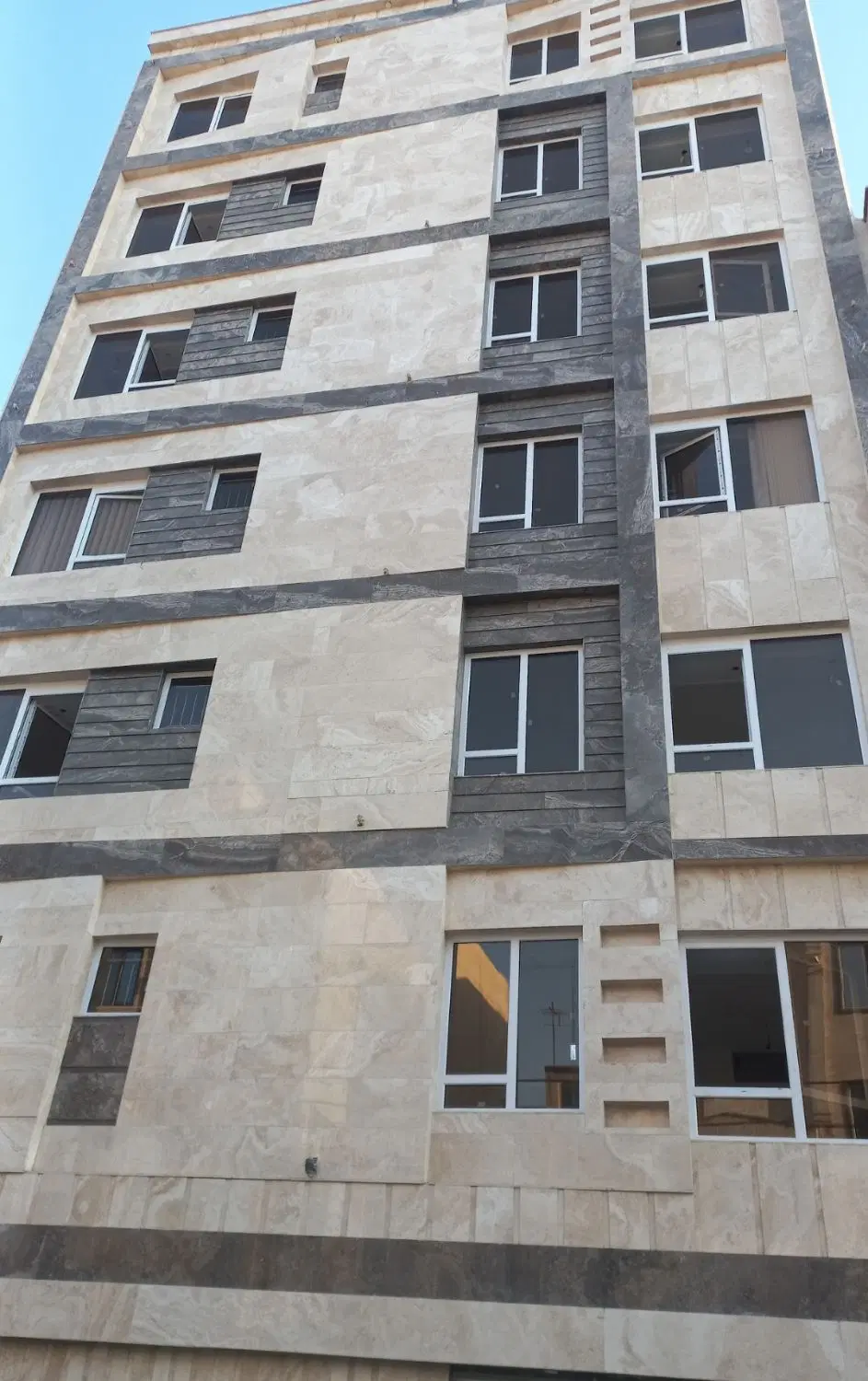 اجاره واحد ۷۳ متری،دو خواب،پارکینگ ،افسریه