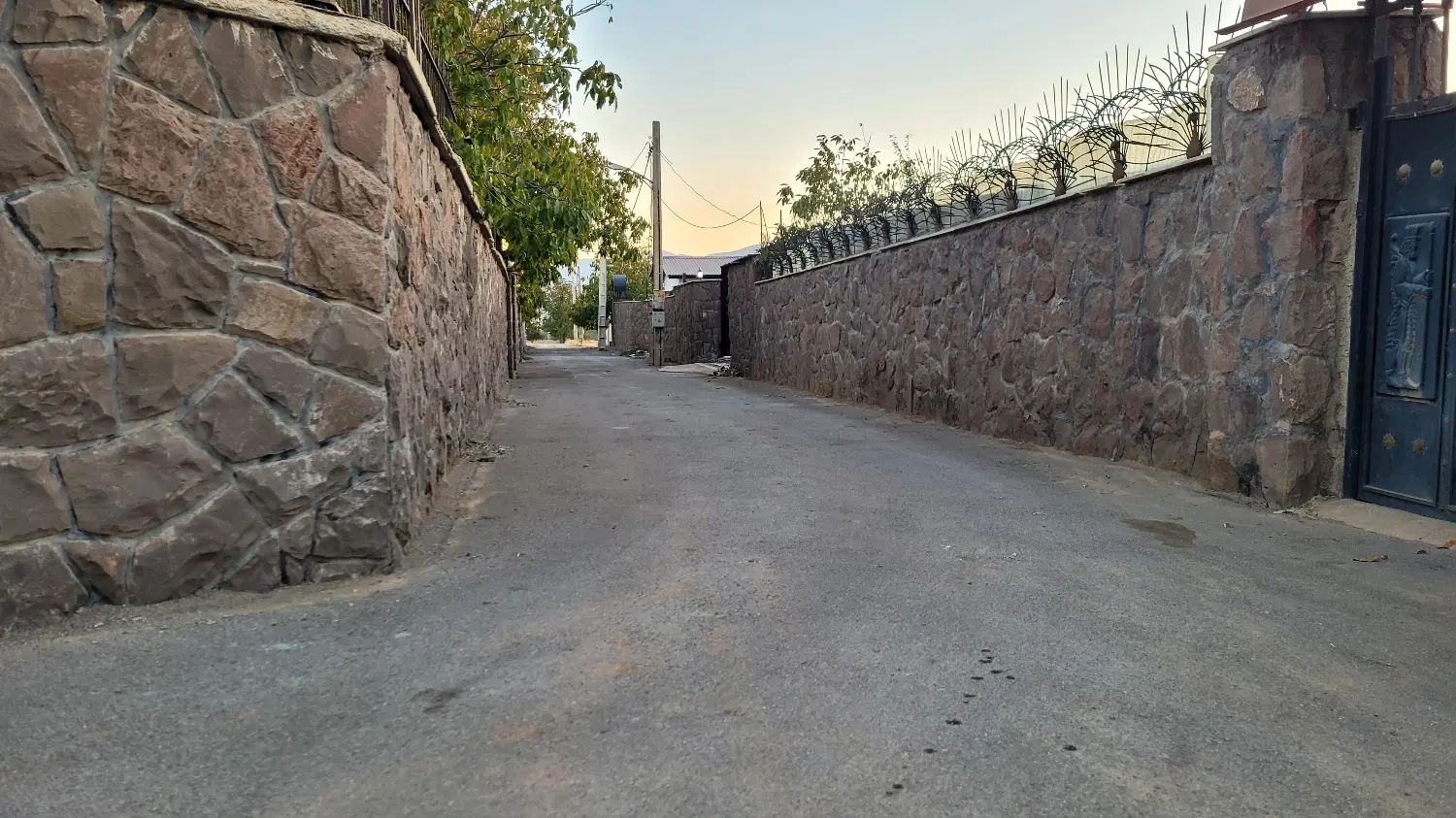 ۱۱۰۰مترزمین دوردیوار پزشکان آبسرد (خیابان فرهنگ)