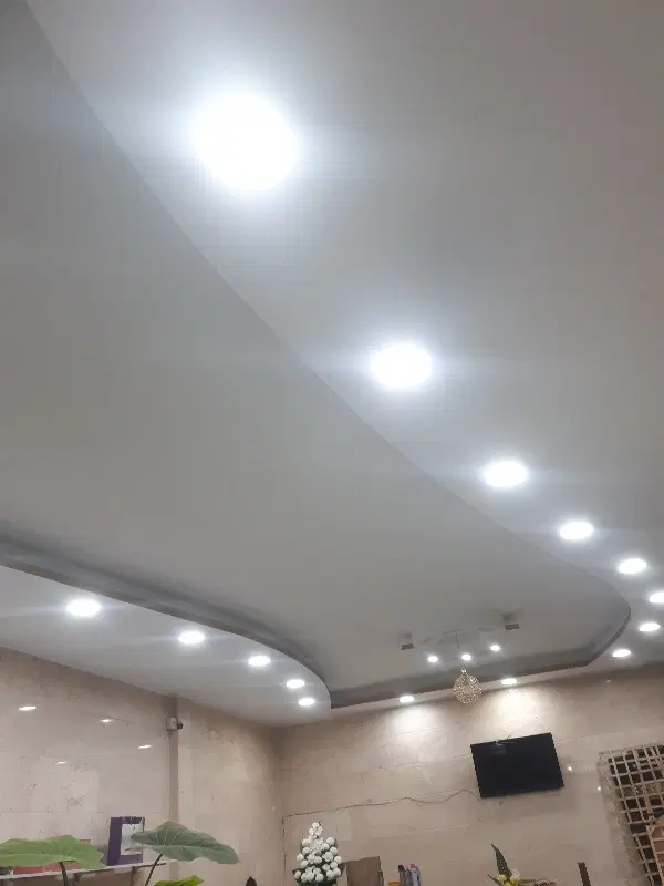 اجاره مغازه  ۱۰۰ متر  لوکس و بهداشتی