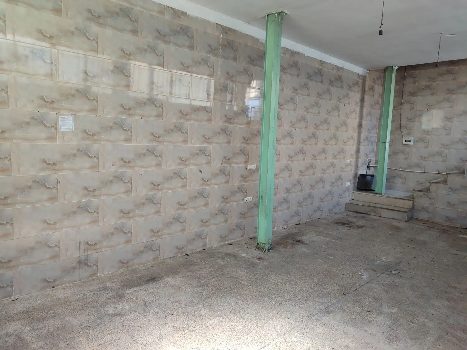 یک باب مغازه  ۴۰ متری
