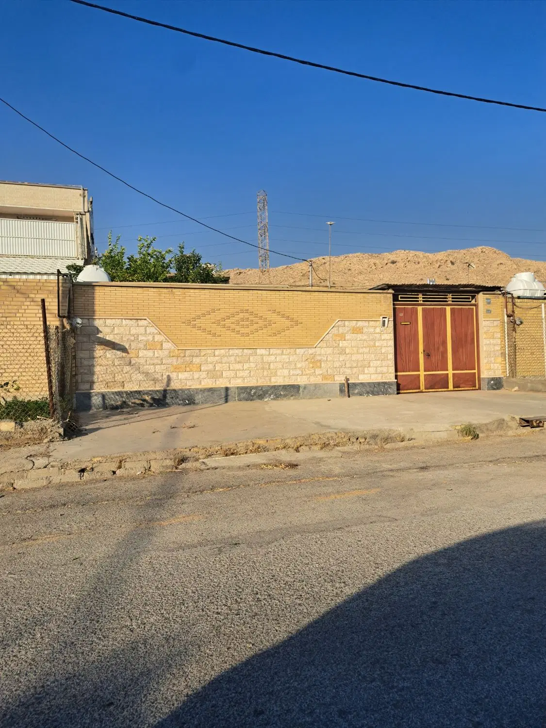 فروش ملک مسکونی ۲۲ شمالی بر بلوار تاجگردون
