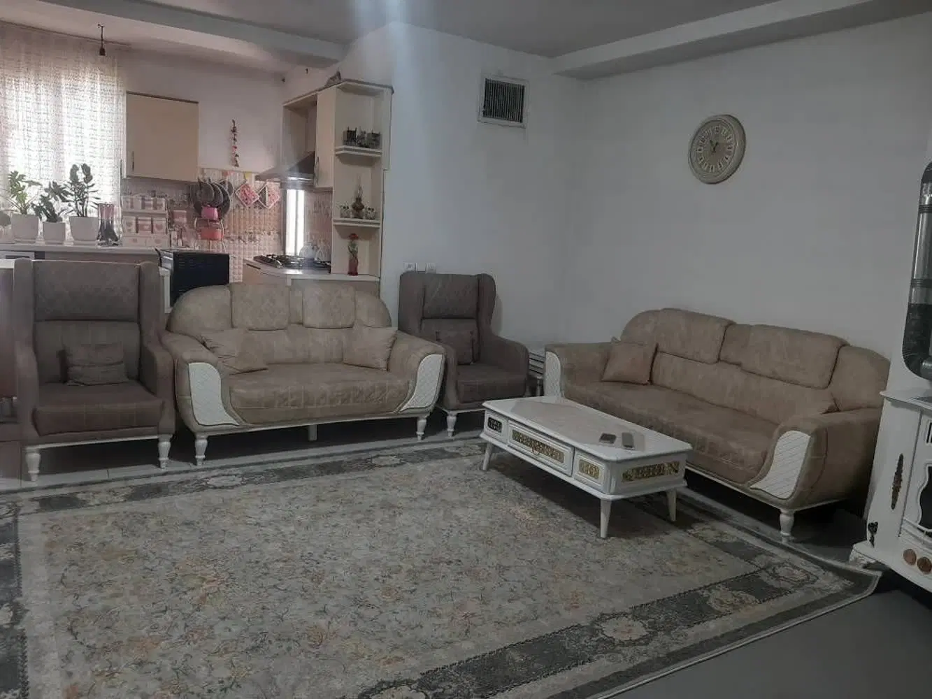 صاحب الزمان ۷۵ متر ۲ خواب با پارکینگ و آسانسور