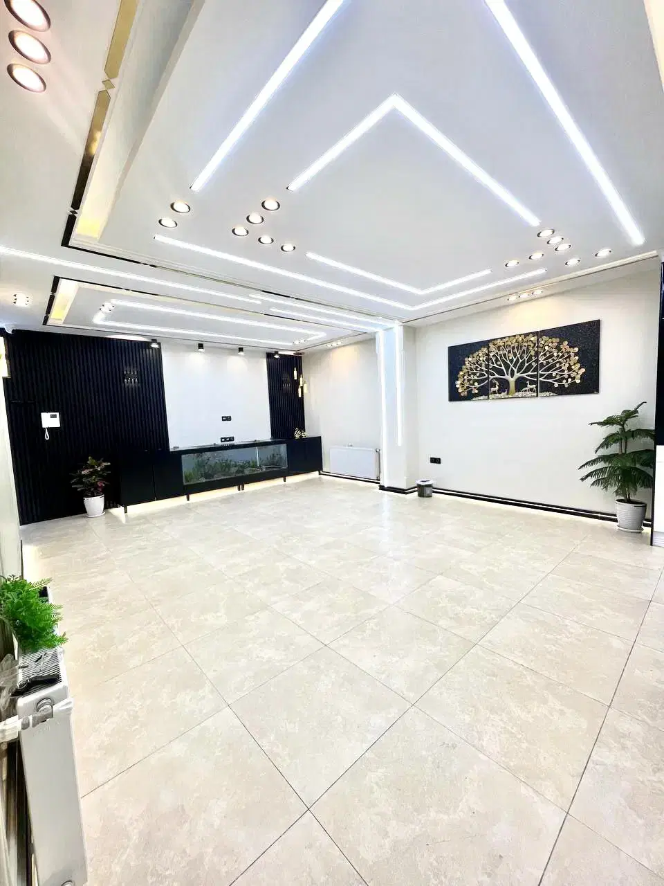 ۷۰متر خوش نقشه_سنددار_فول دیزاین_فول امکانات