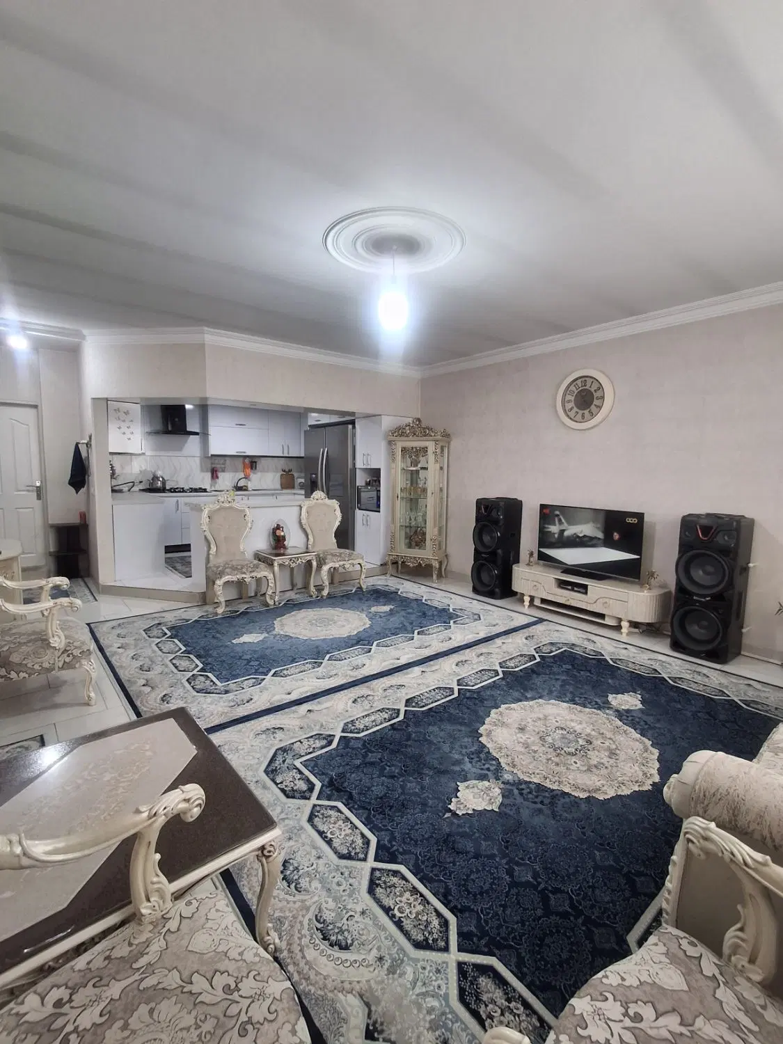 واحد ۸۰ متری خوش نقشه