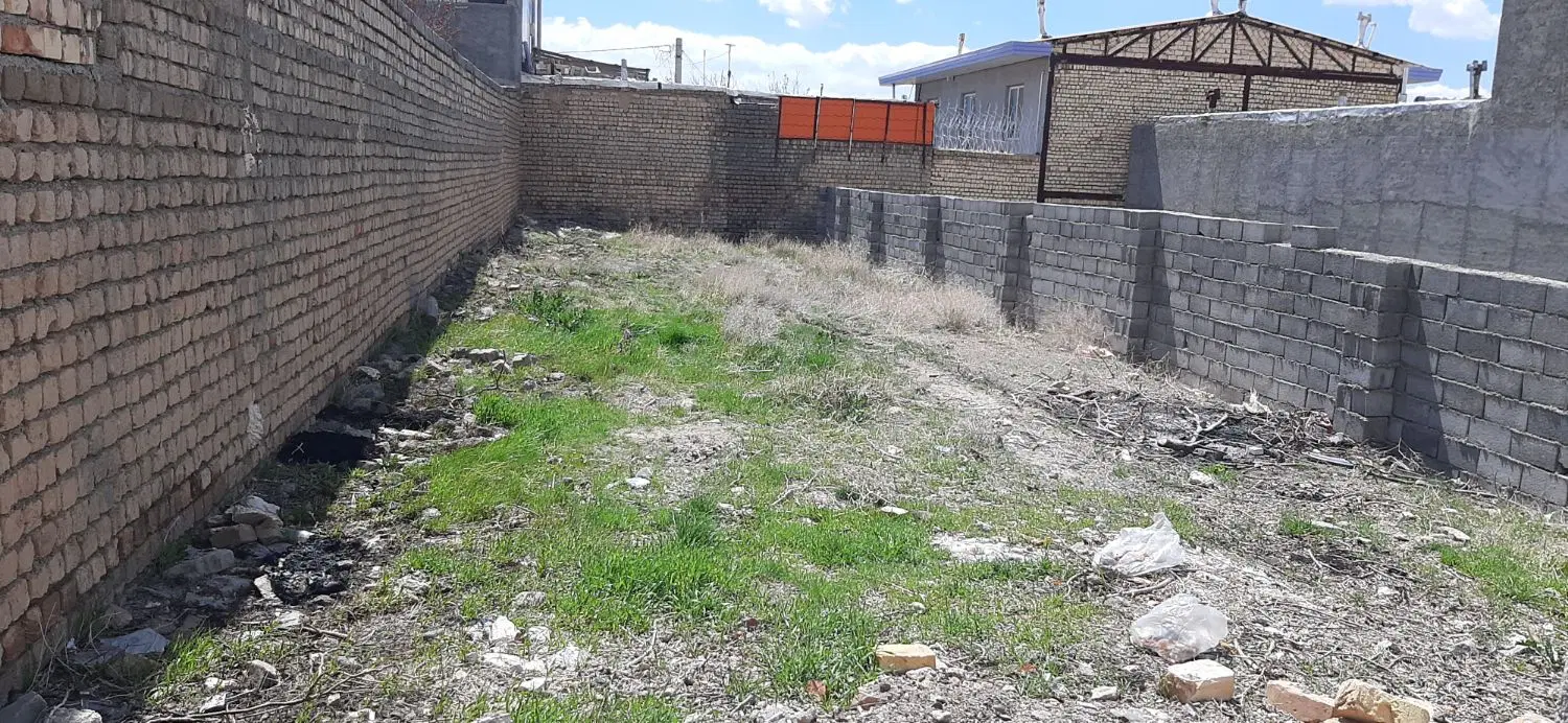 ۲۲۵ متر زمین چهاردیواری