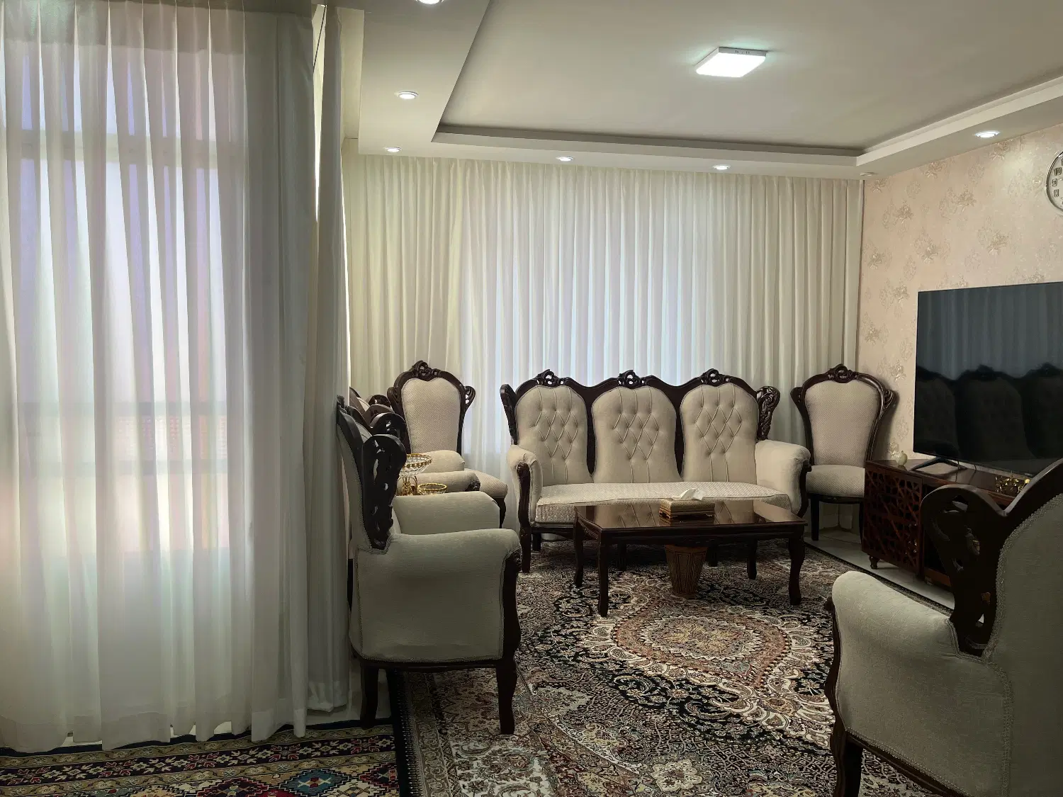 معاوضه دوطبقه اپارتمانی سرنبش سنددار قائم۳۰