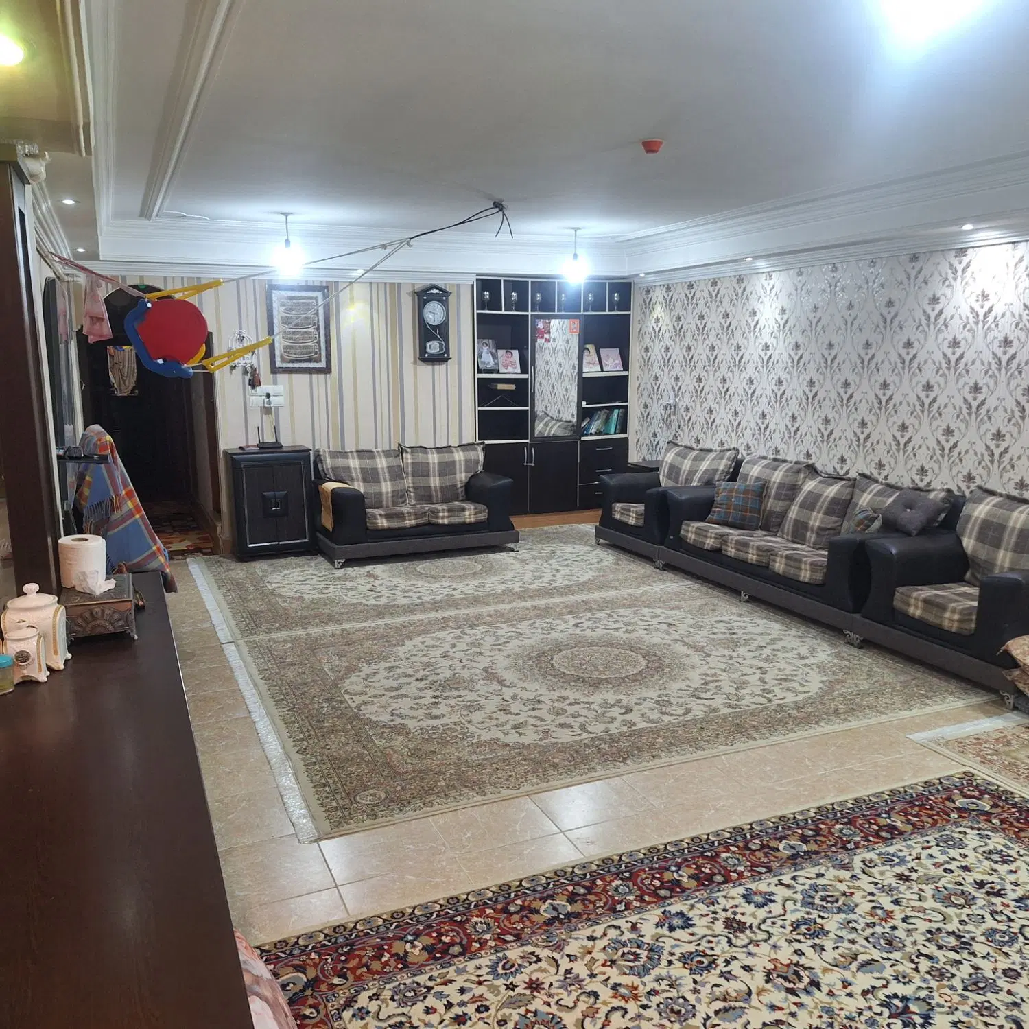 فروش ۷۶متری جلو پارکینگ آسانسور