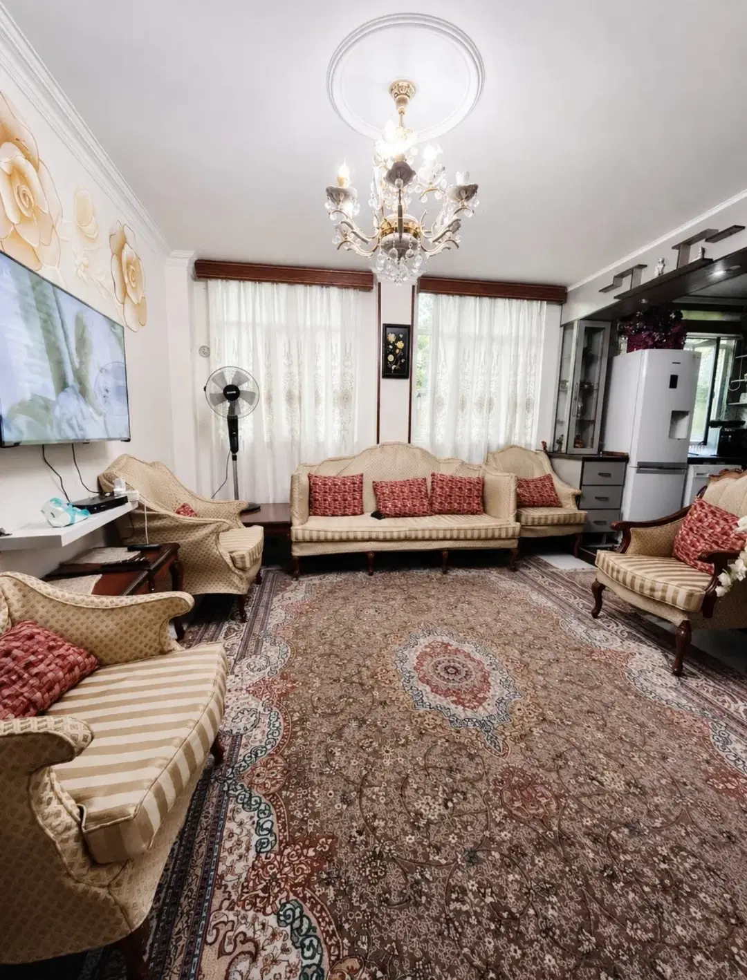 80متری سنددار پارکینگ اختصاصی