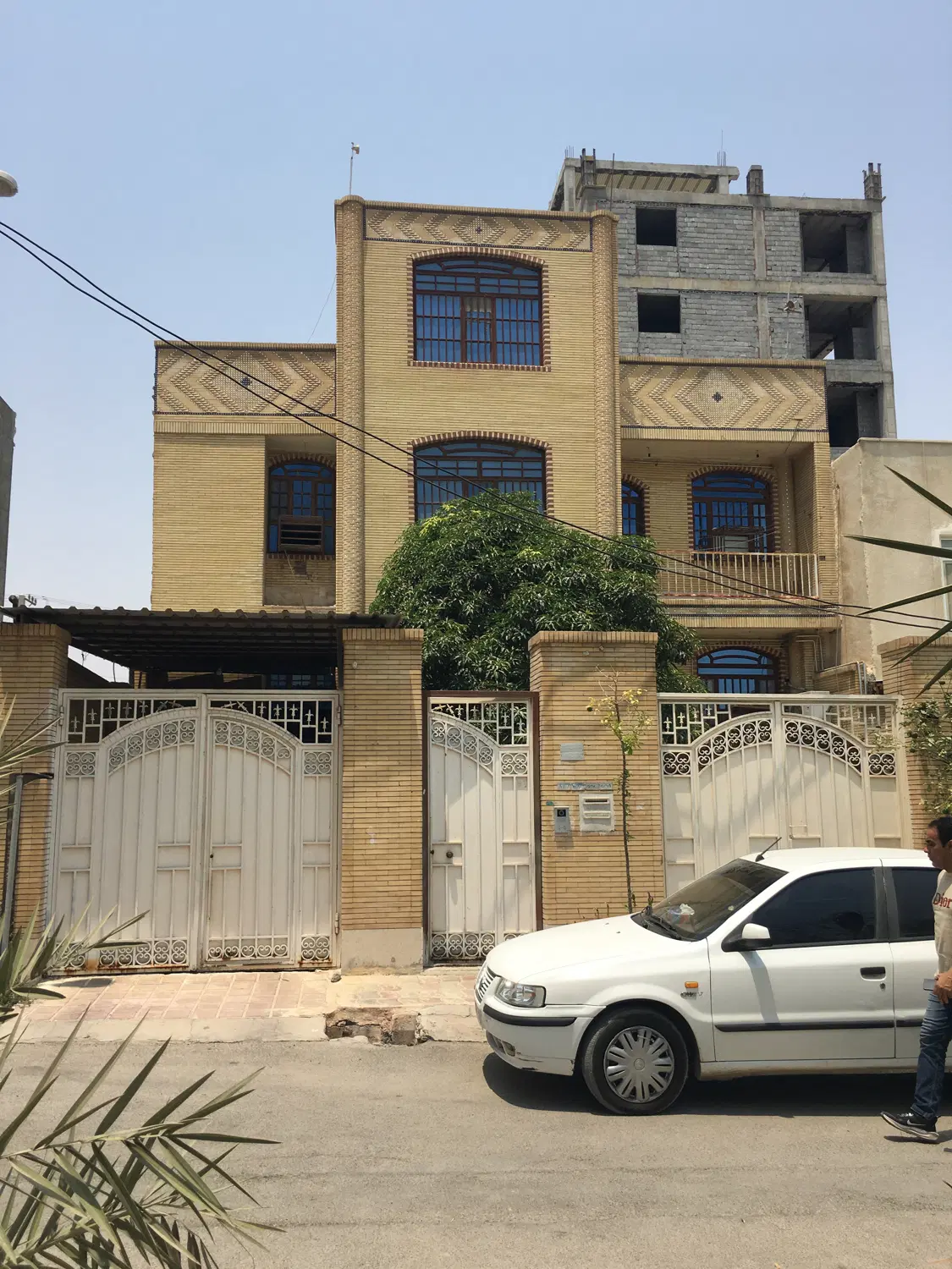 سه خواب تپه دارای نیایش