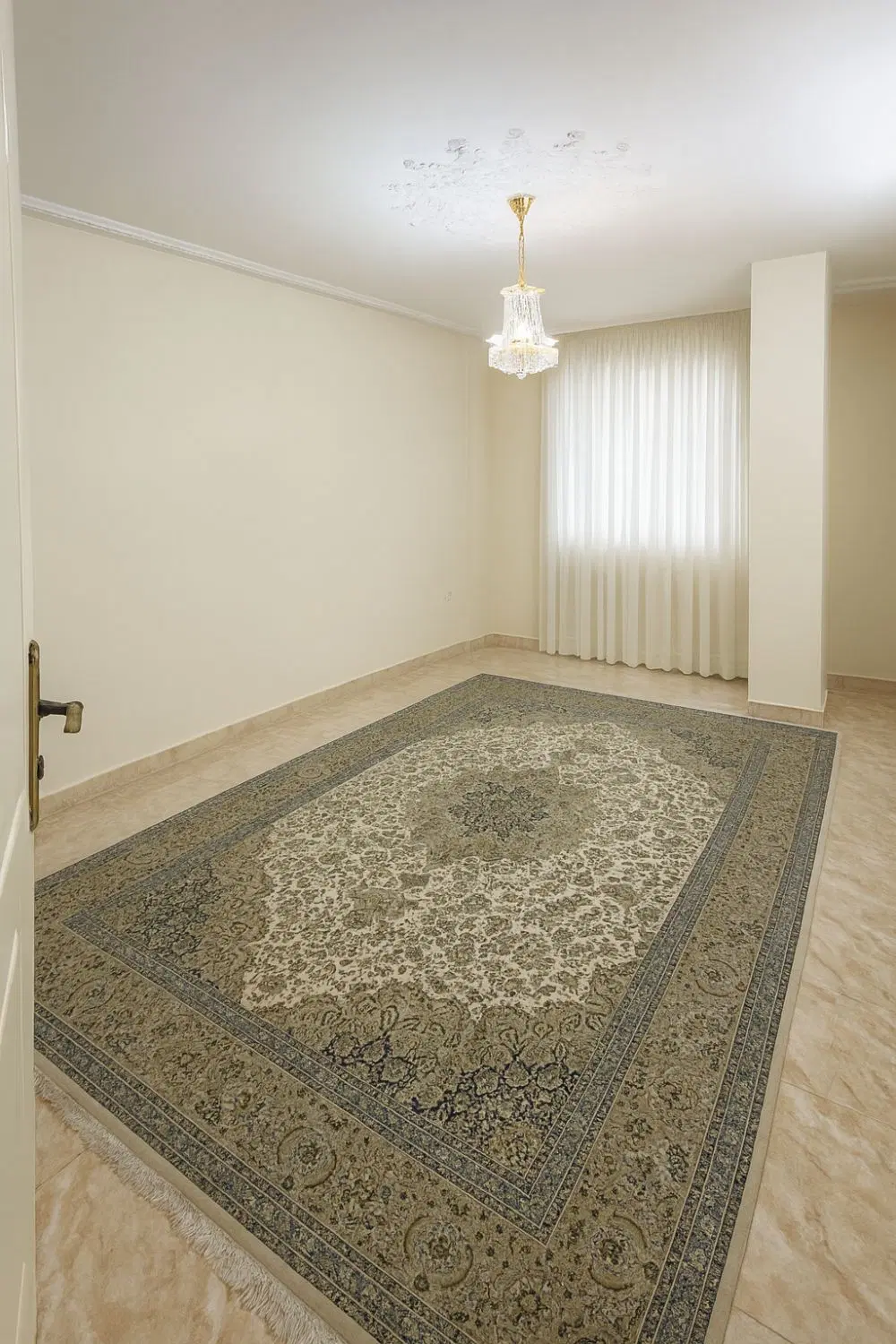 واحد مسکونی با امکانات کامل و ارزش سرمایه‌گذاری