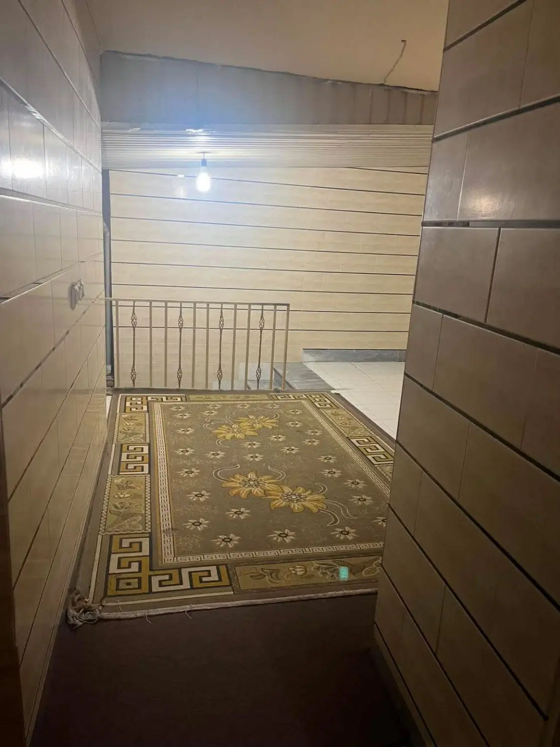 منزل مسکونی شخصی ساز حیاط دار