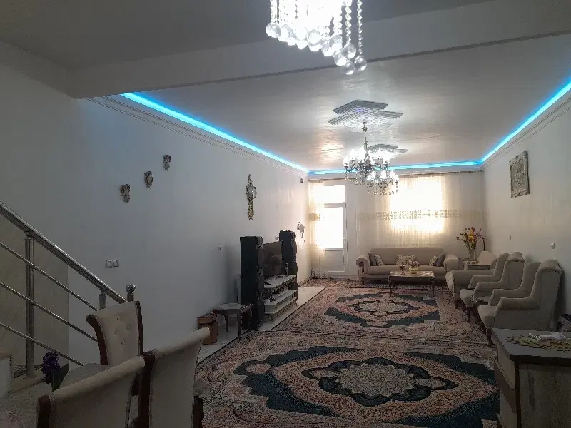 ساختمان فروشی ویلایی شمالی .