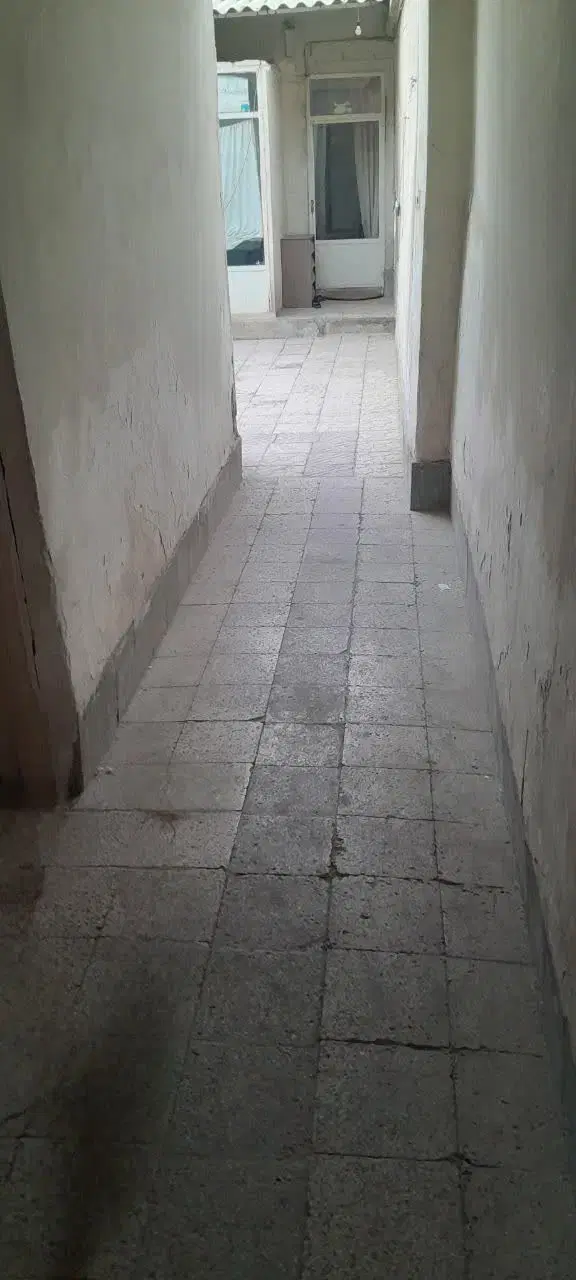خانه کلنگی حیاط دار محدوده بازار