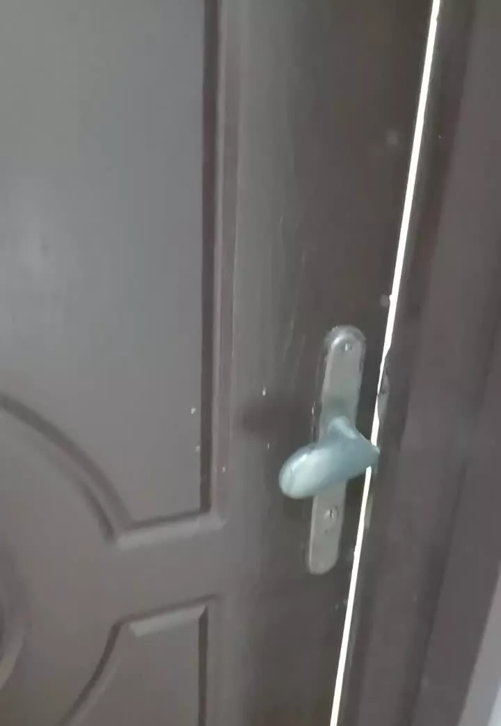 واحد ۸۰ متری ایرانخودرو