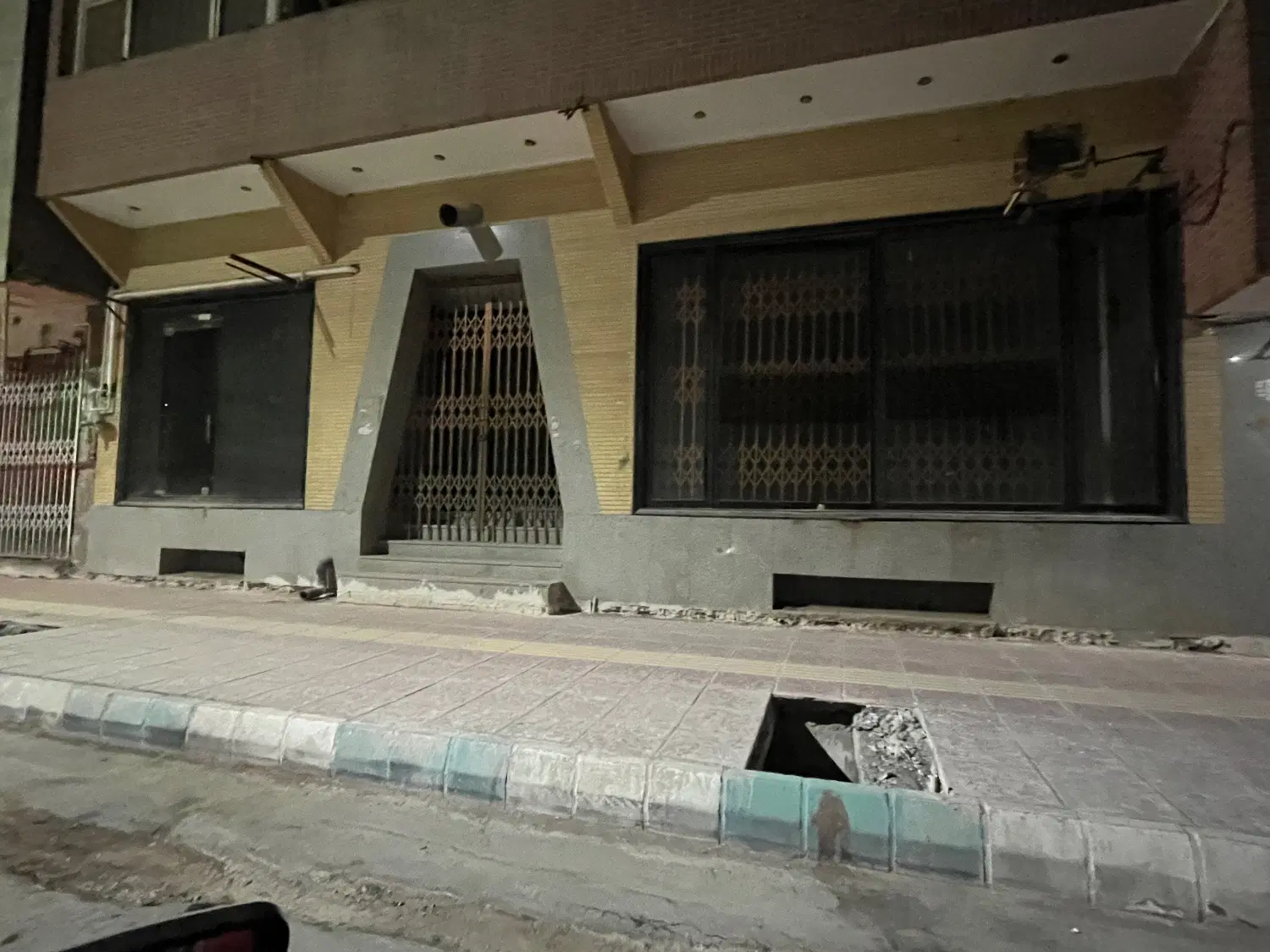 فروش مغازه بر هوانیروز