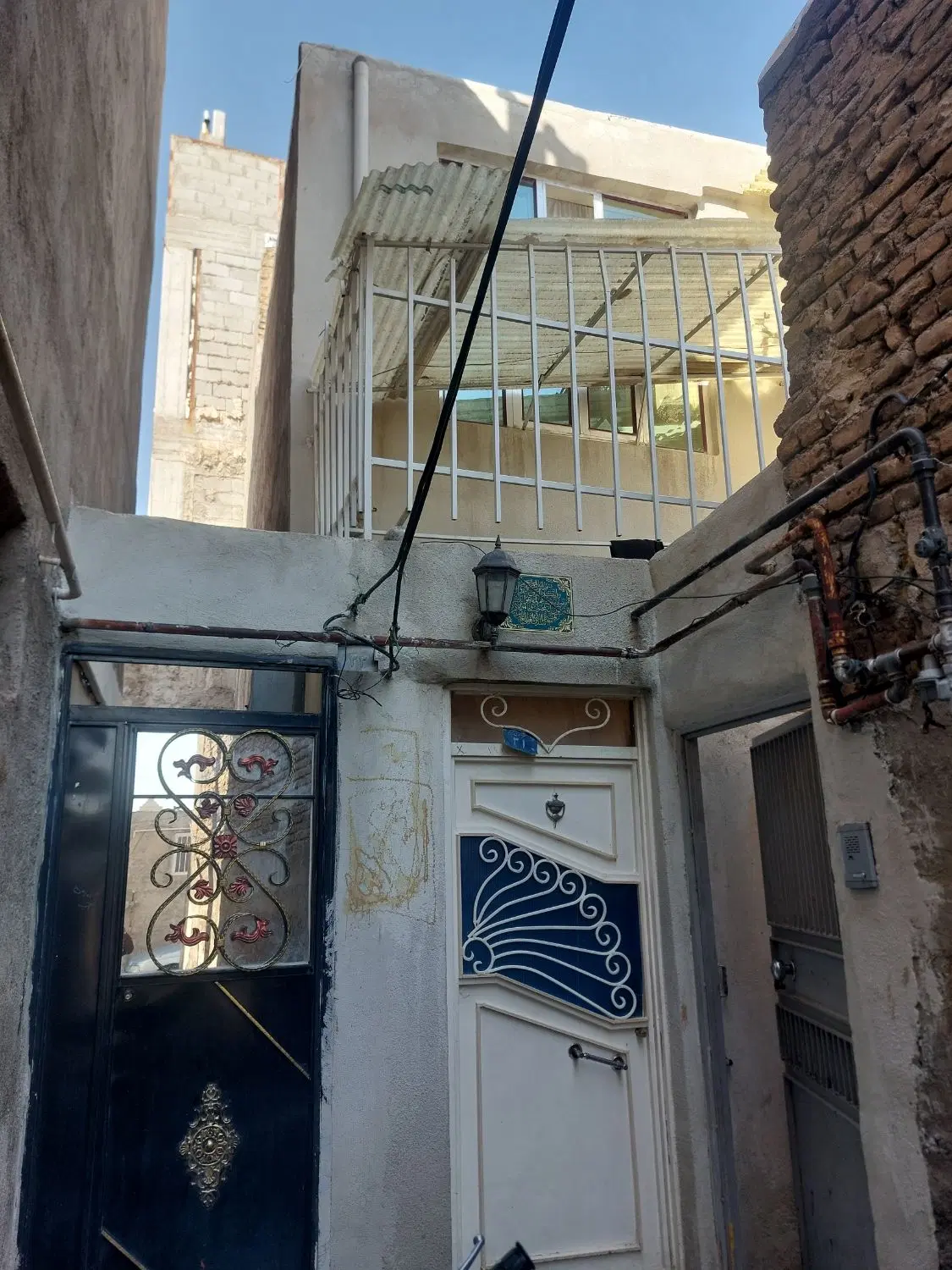 خانه دو طبقه در پاسداران