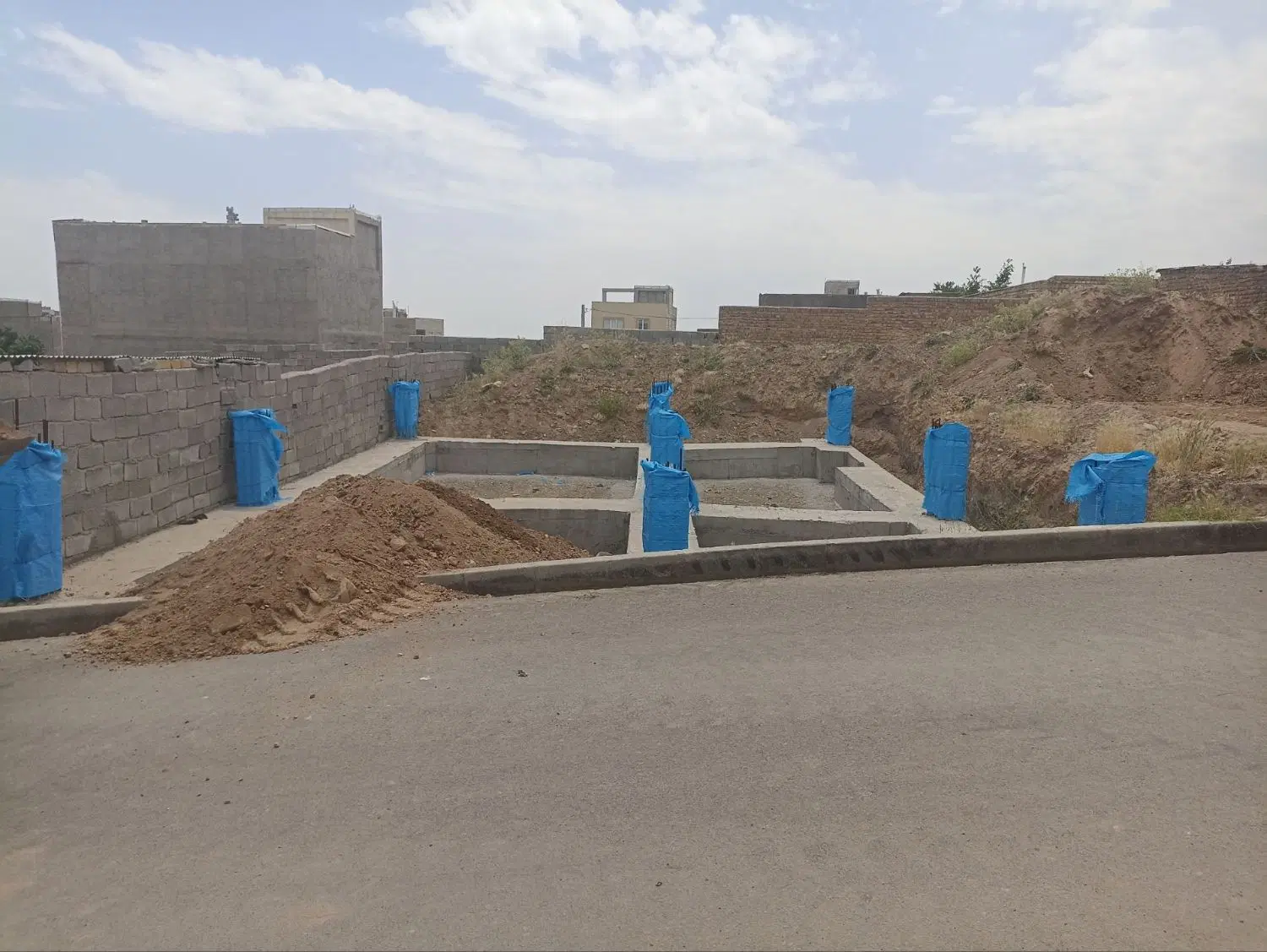 فروش زمین در مهرگان شترک