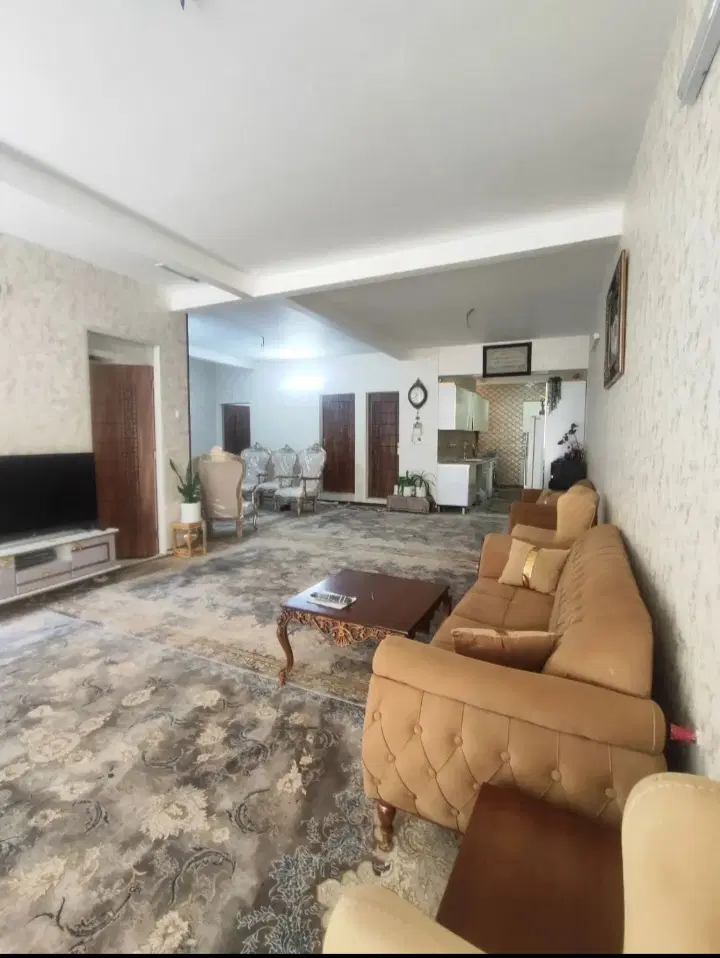 خانه همکف فروشی یا معاوضه