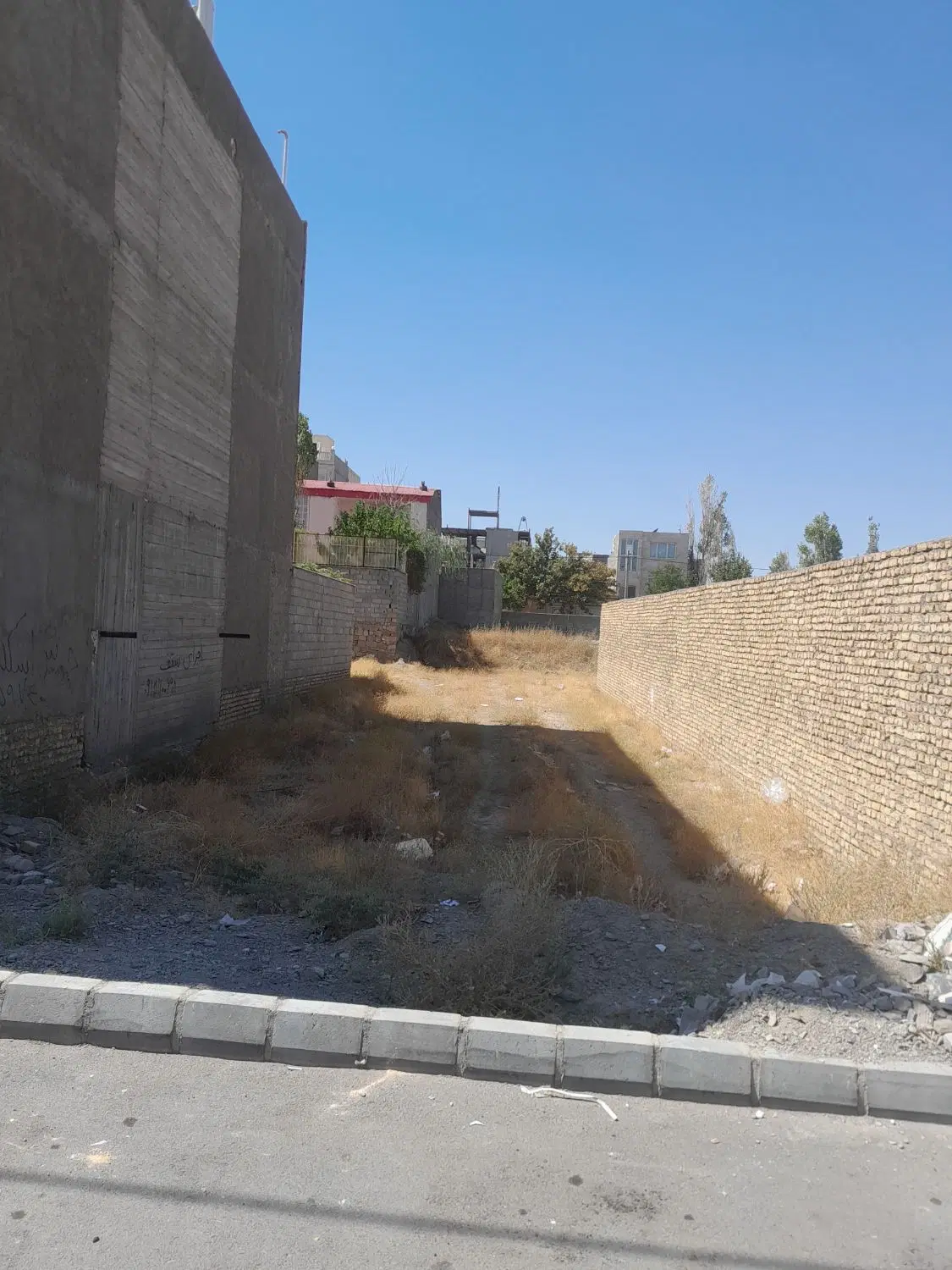 زمین  شاندیز با پروانه