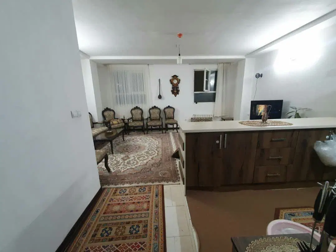 زمین۱۵۰متر ۲۱۸۹شاکری ۴طبقه پروانه