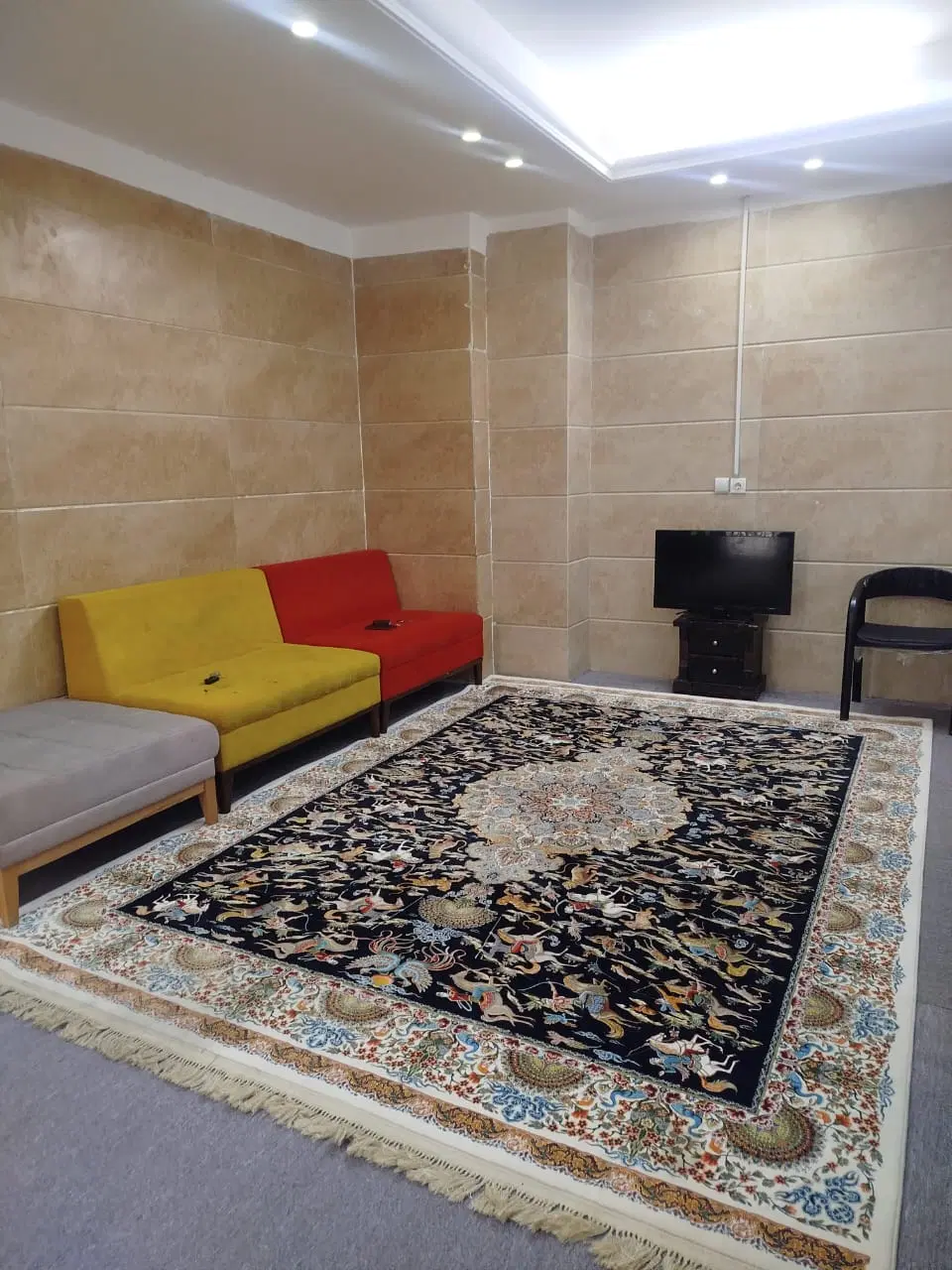 یه اتاق ۴۰ متری