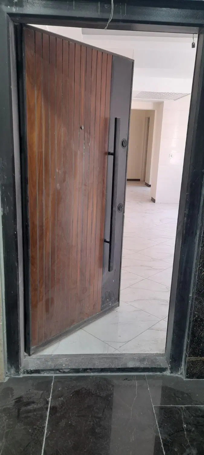 ۲ دستگاه آپارتمان نوساز ۴۲ متری یک خواب