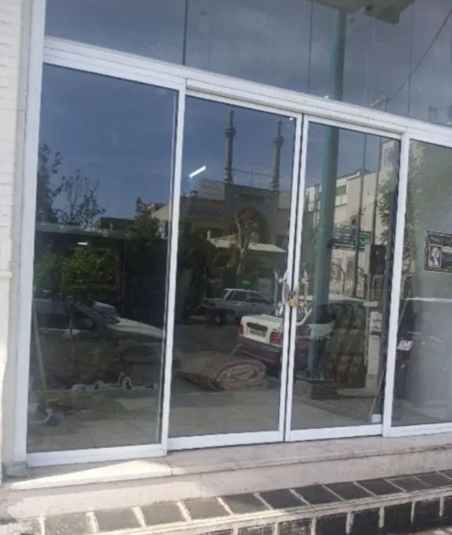 مغازه 49متر دارای بالکن و انباری