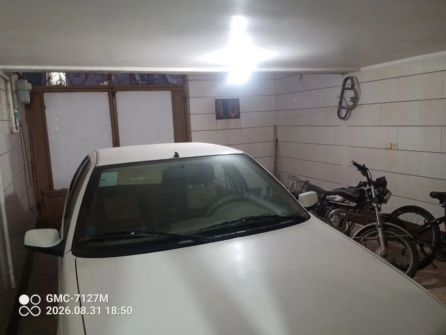 اجاره خانه ویلایی 18گزی   کاردانش سر خیابان 16متر